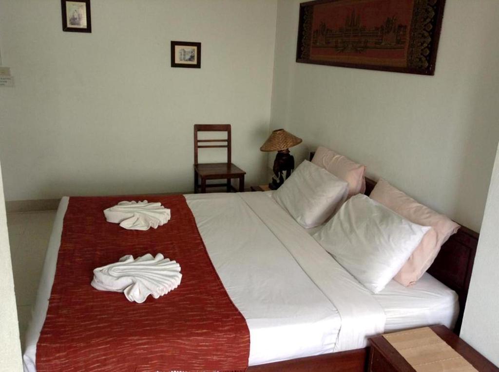 Vipa House Hotell Chiang Mai Exteriör bild